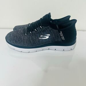Skechers Slip-Ins Wide Fit Sneakers Sz 9 New Condition